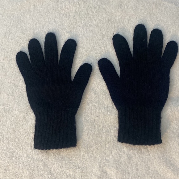 Winter Gloves Unisex Navy Blue Gloves to keep hands warm and protected - Picture 7 of 7